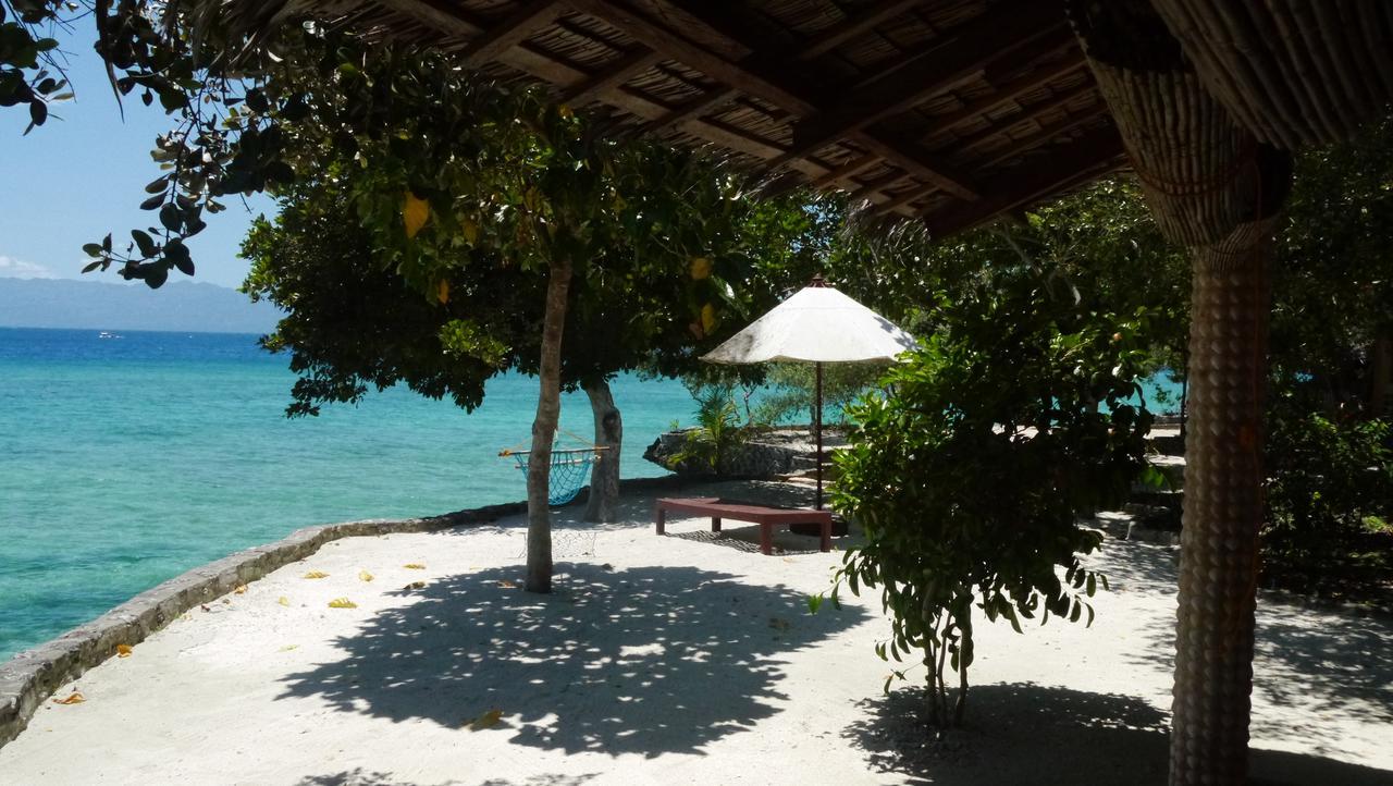 Moalboal T Breeze Coastal Resort Esterno foto